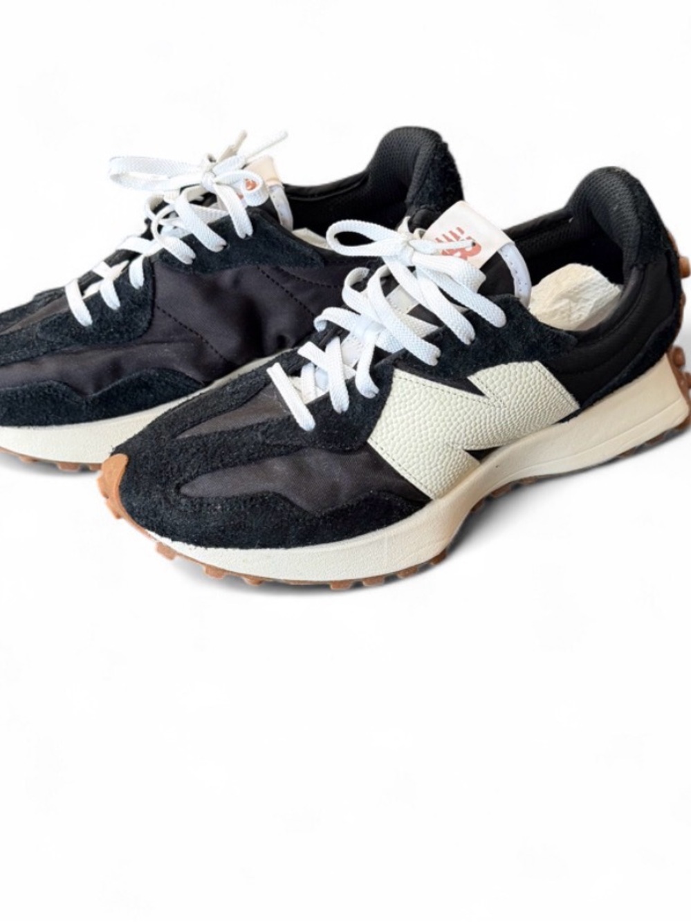 New Balance Men’s Black, Cream & Brown Retro Runner Sneakers